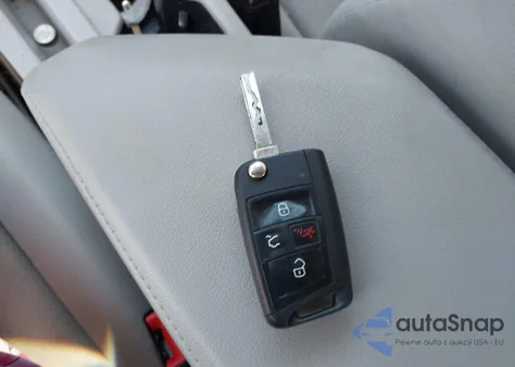 2019 Volkswagen Jetta 1.4T R-Line/1.4T S/1.4T Se из США, поврежденный, VIN 3VWC57BUXKM188689